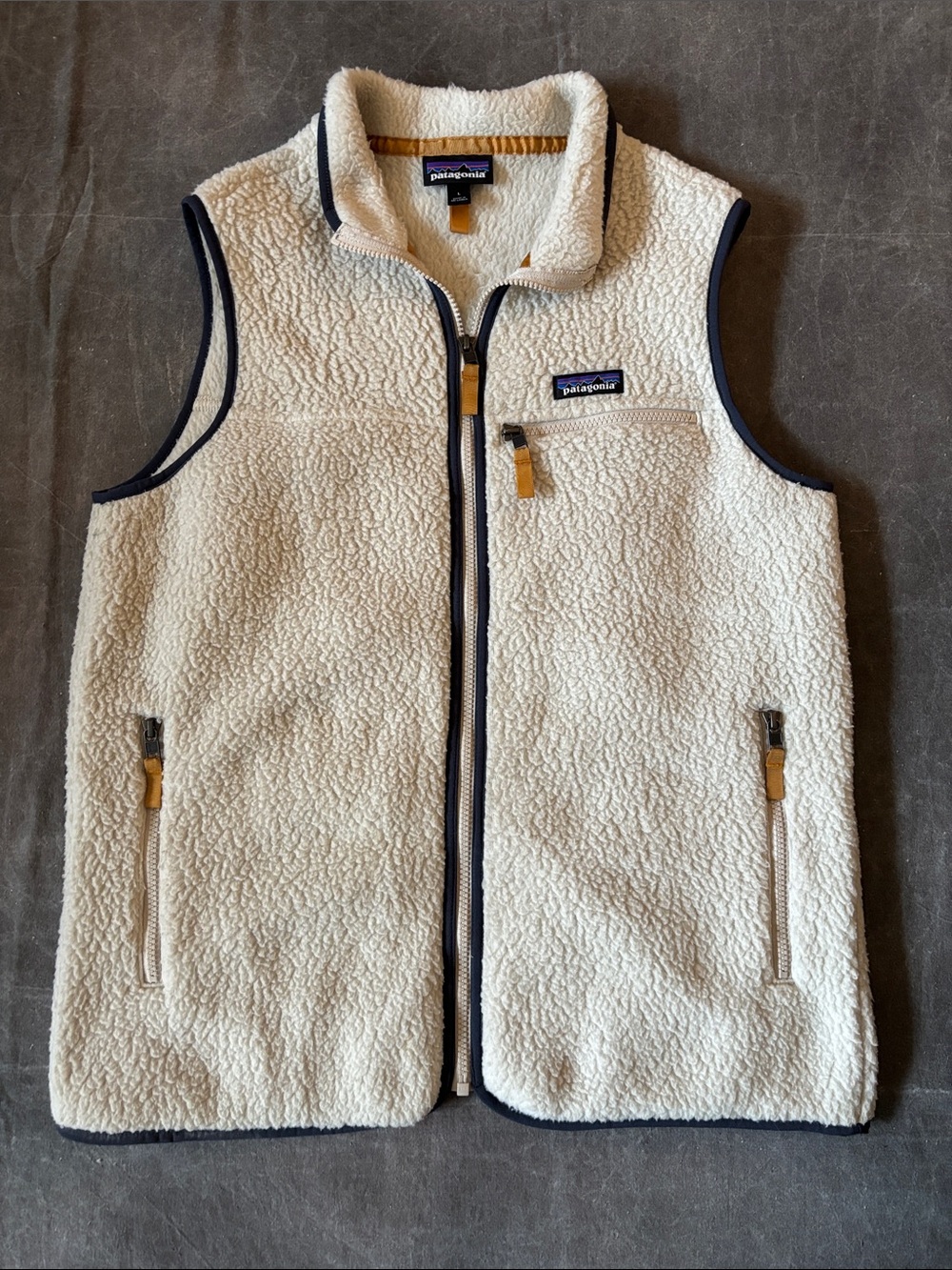 Patagonia Retro Pile Fleece vest size L super clean